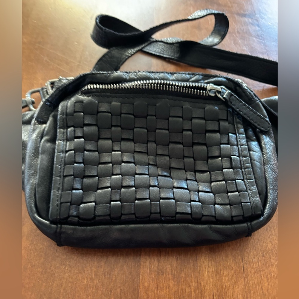 Vilenca Holland leather belt bag